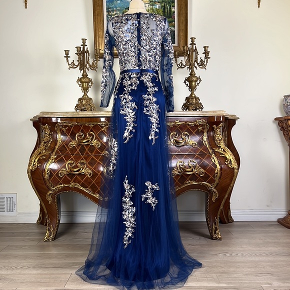 Women’s formal embroidery beaded evening prom dress - Picture 5 of 6